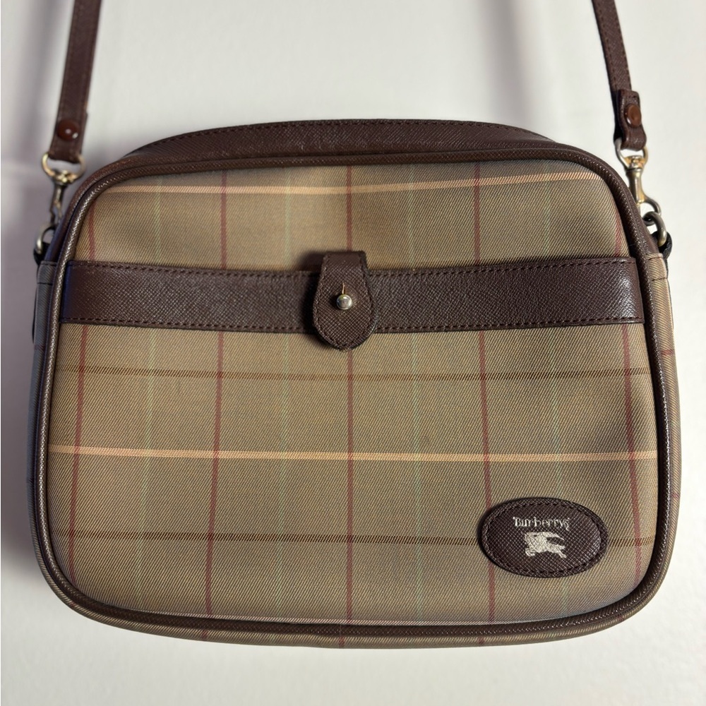 Burberrys Nova Check Crossbody Bag Camera Bag Classic Vtg Lux Preppy Normcore